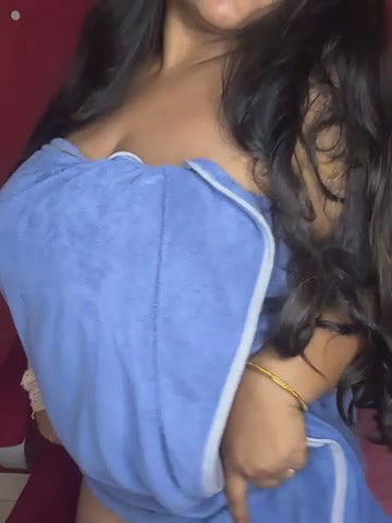 Stripchat-Public.Show-f-Baddie_Princess_-2025.06.19.072607