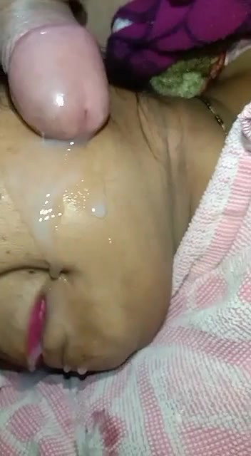 Cum on her face