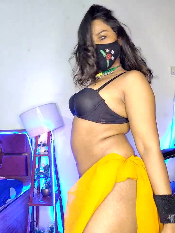 Stripchat-Public.Show-f-Black-Pearll-2025.01.30.192012