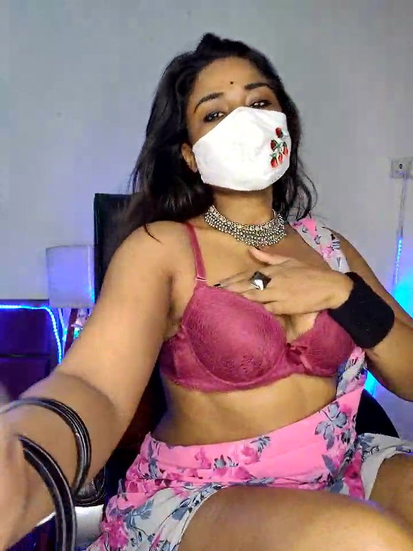 Stripchat-Public.Show-f-Black-Pearll-2025.02.05.163642