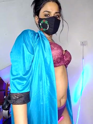 Stripchat-Public.Show-f-Black-Pearll-2025.02.23.011128