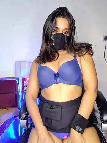 Stripchat-Public.Show-f-Black-Pearll-2025.02.28.214921