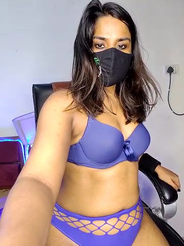 Stripchat-Public.Show-f-Black-Pearll-2025.03.01.012243