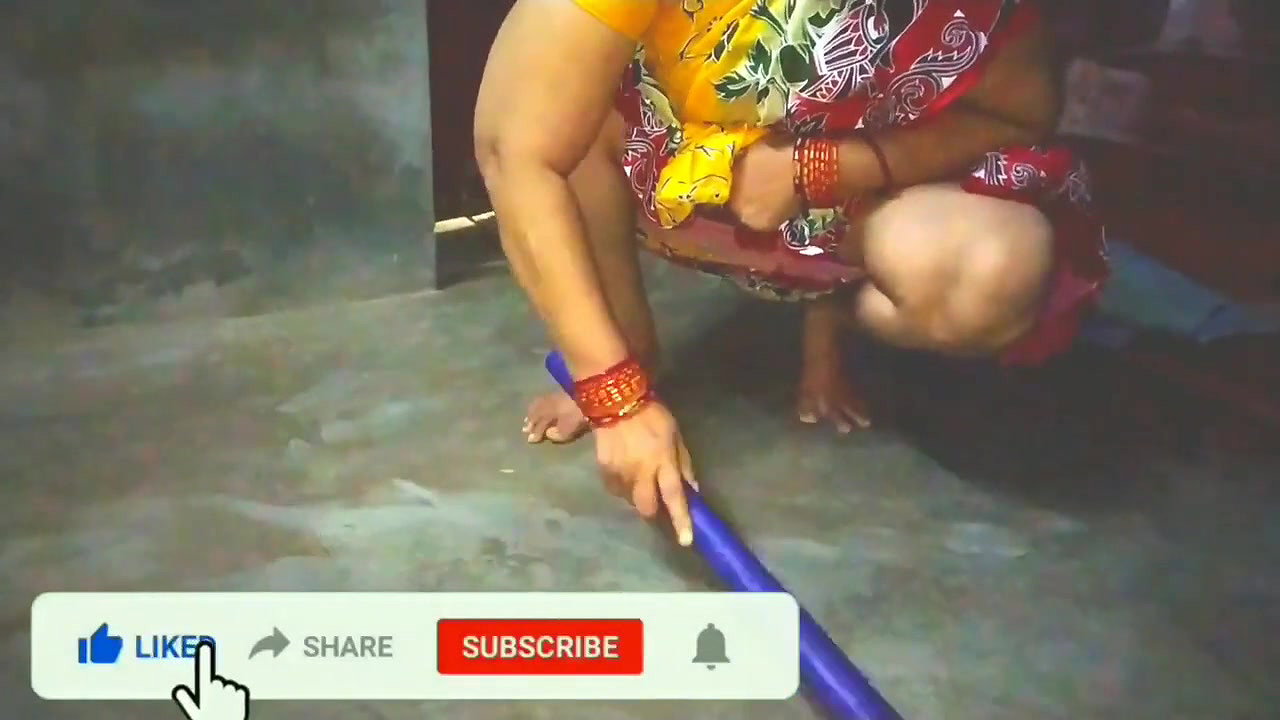 Sweeping Aunty Hot