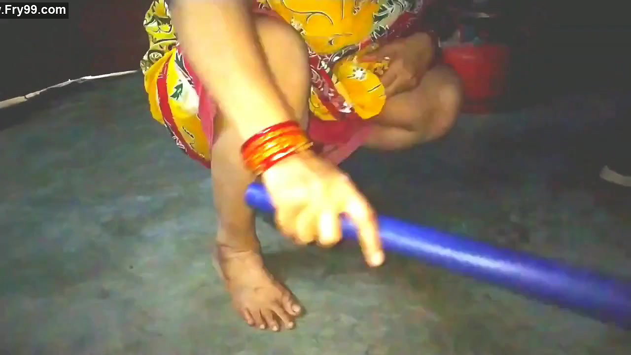 Sweeping Aunty Hot
