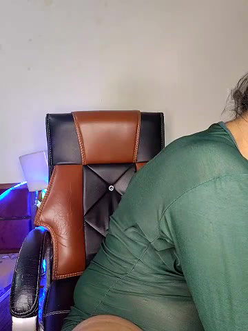 Stripchat-Public.Show-f-Black-Pearll-2025.03.21.021107