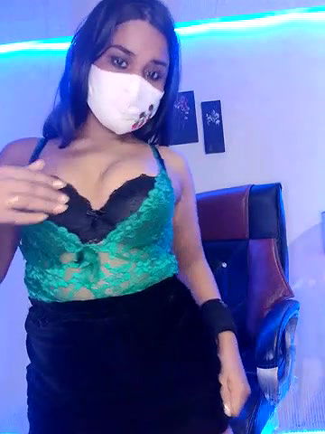 Stripchat-Public.Show-f-Black-Pearll-2025.05.25.181715