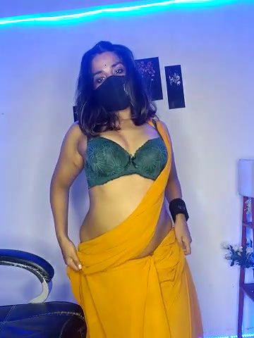 Stripchat-Public.Show-f-Black-Pearll-2025.05.27.000634