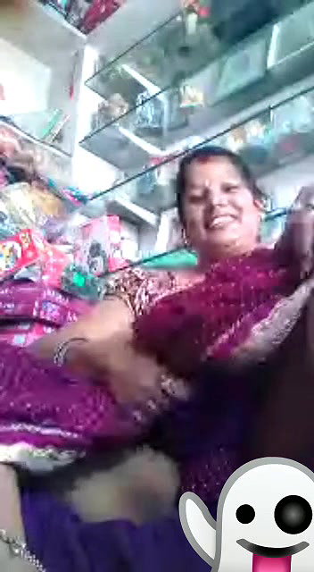 Desi Bhabhi Showing Panty