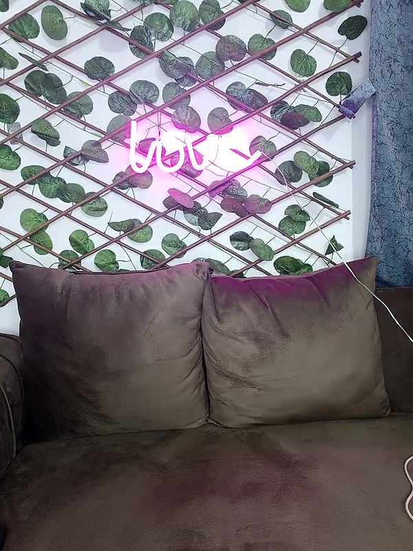 Stripchat-Public.Show-f-Bold-Cat-2024.12.06.172858