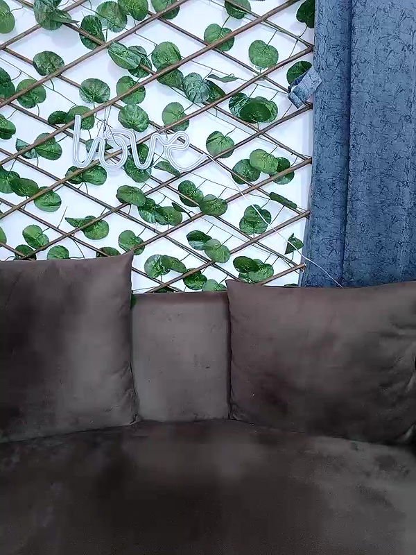 Stripchat-Public.Show-f-Bold-Cat-2025.01.30.172453