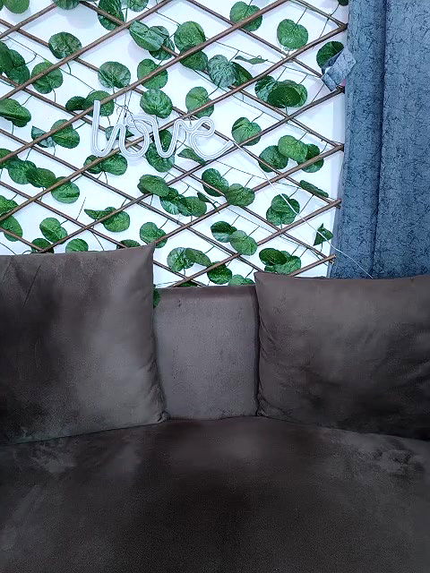 Stripchat-Public.Show-f-Bold-Cat-2025.01.30.180403