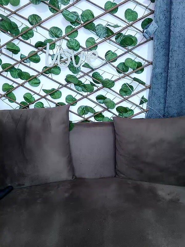 Stripchat-Public.Show-f-Bold-Cat-2025.01.30.201601