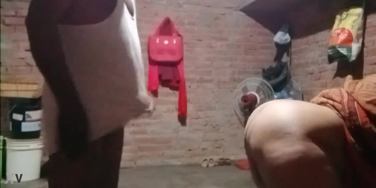 Desi village aunty doggy fucking