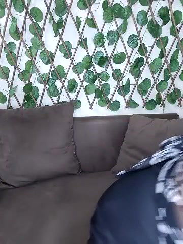 Stripchat-Public.Show-f-Bold-Cat-2025.04.12.185343