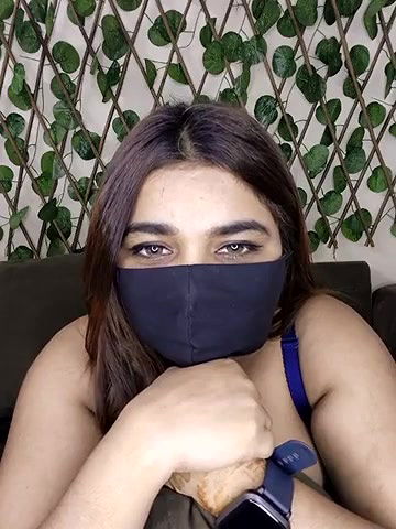 Stripchat-Public.Show-f-Bold-Cat-2025.04.20.214810