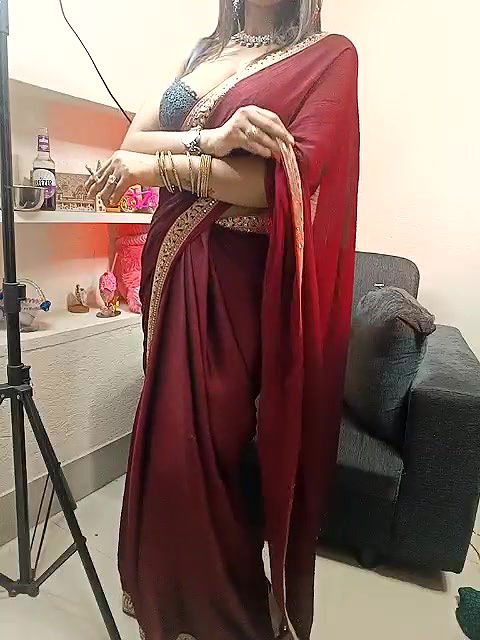 Stripchat-Public.Show-f-Divya_girl-2024.09.15.163336