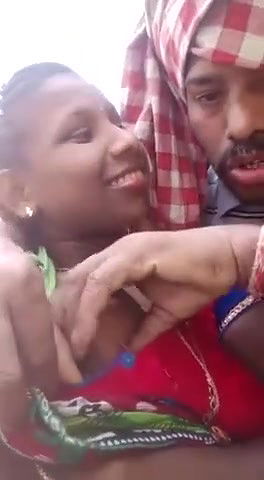 Desi Village Cpl Out Romance