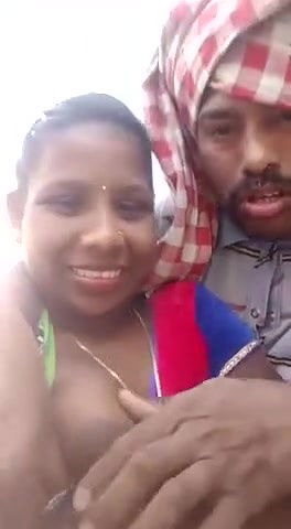 Desi Village Cpl Out Romance