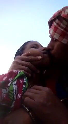 Desi Village Cpl Out Romance