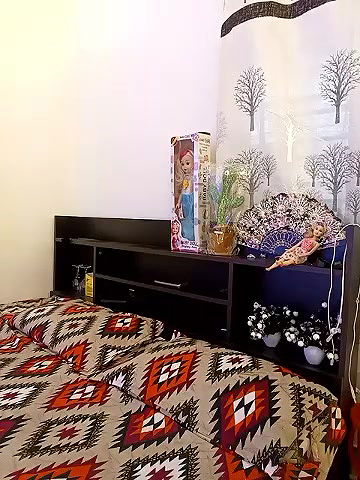 Stripchat-Public.Show-f-Divya_girl-2025.05.25.084129