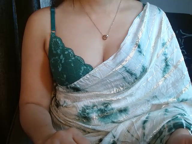 Stripchat-Public.Show-f-Divyani-2025.01.21.114349