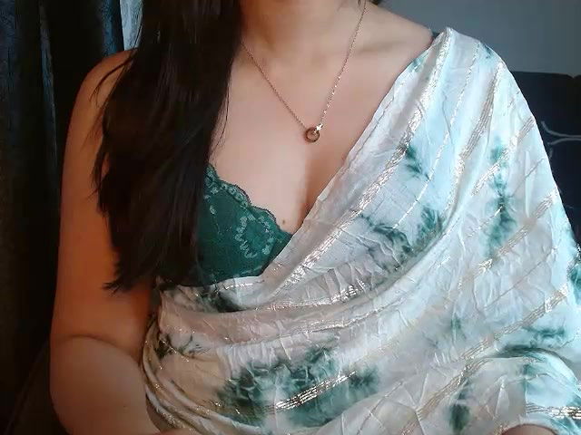 Stripchat-Public.Show-f-Divyani-2025.01.21.114349