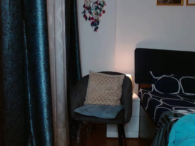 Stripchat-Public.Show-f-Divyani-2025.02.17.154702