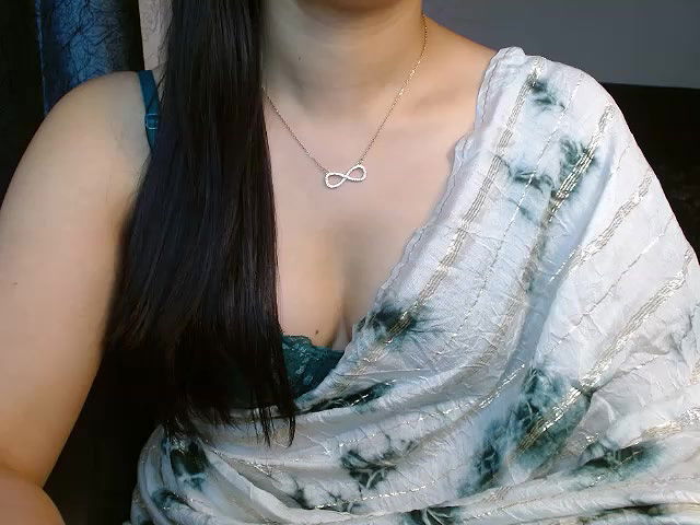 Stripchat-Public.Show-f-Divyani-2025.03.06.155102