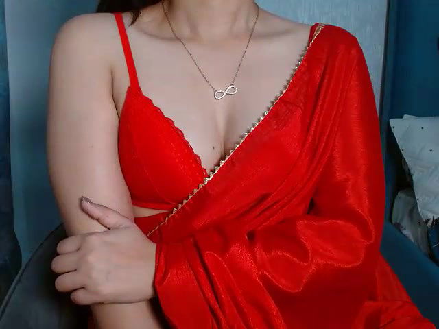 Stripchat-Public.Show-f-Divyani-2025.05.15.182230