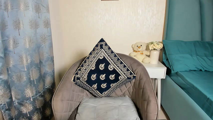 Stripchat-Public.Show-f-Divyani-2025.05.21.194019