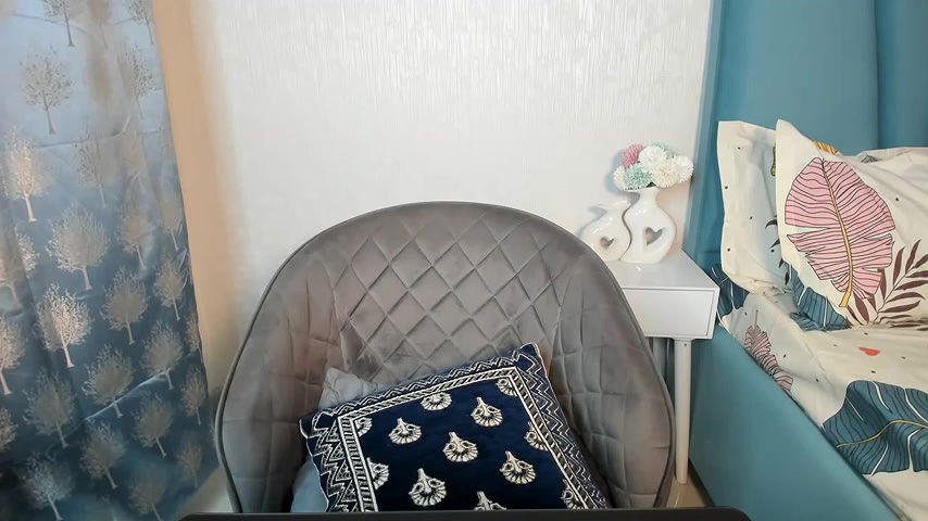 Stripchat-Public.Show-f-Divyani-2025.05.27.081724