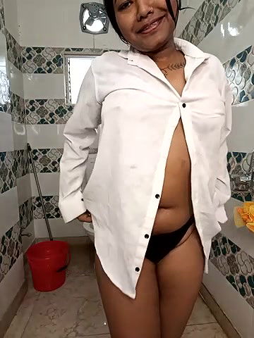 Stripchat-Public.Show-f-Hot_Urvi-2025.02.25.100314