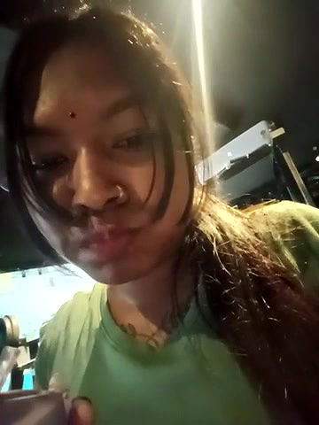 Stripchat-Public.Show-f-Hot_Urvi-2025.03.05.113237