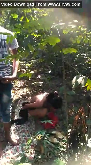 Lover Outdoor Fucking Caught By Village Guy