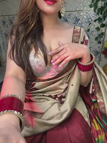 Stripchat-Public.Show-f-Mahimagic_doll-2024.12.20.161538