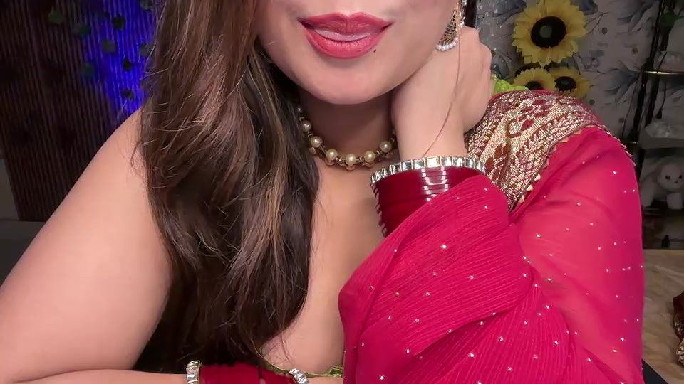 Stripchat-Public.Show-f-Mahimagic_doll-2024.12.27.093246