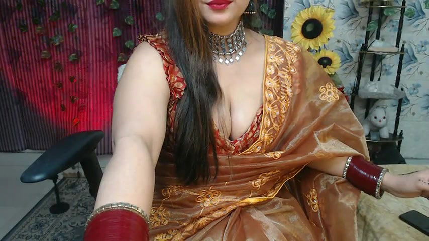 Stripchat-Public.Show-f-Mahimagic_doll-2025.01.09.220752