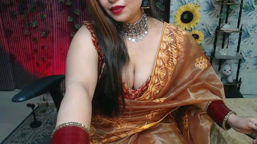 Stripchat-Public.Show-f-Mahimagic_doll-2025.01.09.220752