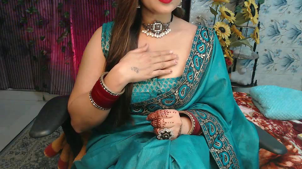 Stripchat-Public.Show-f-Mahimagic_doll-2025.01.11.115546