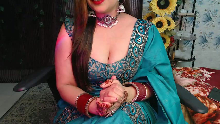 Stripchat-Public.Show-f-Mahimagic_doll-2025.01.11.181502