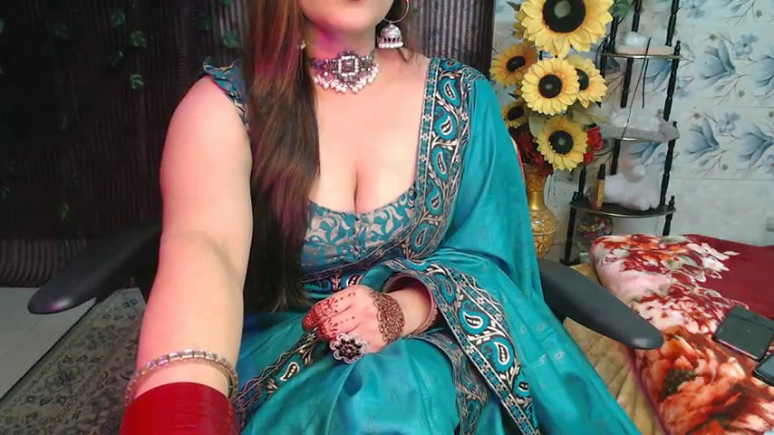 Stripchat-Public.Show-f-Mahimagic_doll-2025.01.11.184331