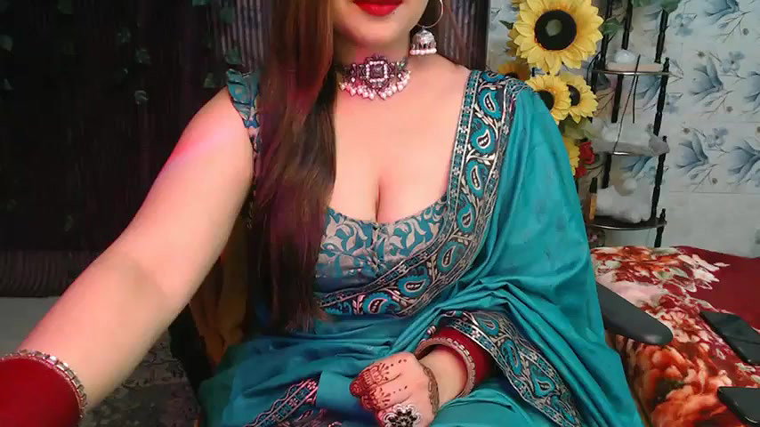 Stripchat-Public.Show-f-Mahimagic_doll-2025.01.11.185841
