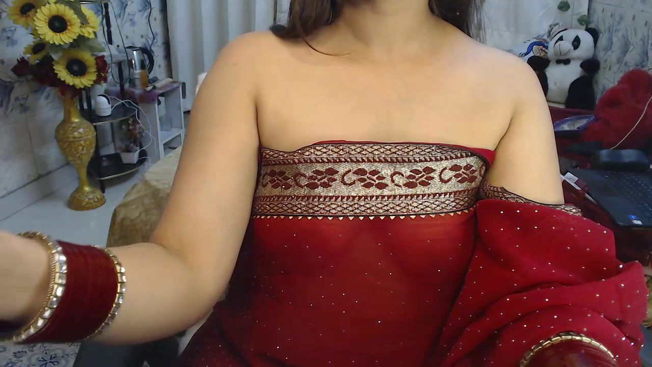 Stripchat-Public.Show-f-Mahimagic_doll-2025.01.21.120641