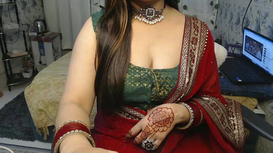 Stripchat-Public.Show-f-Mahimagic_doll-2025.01.23.184003