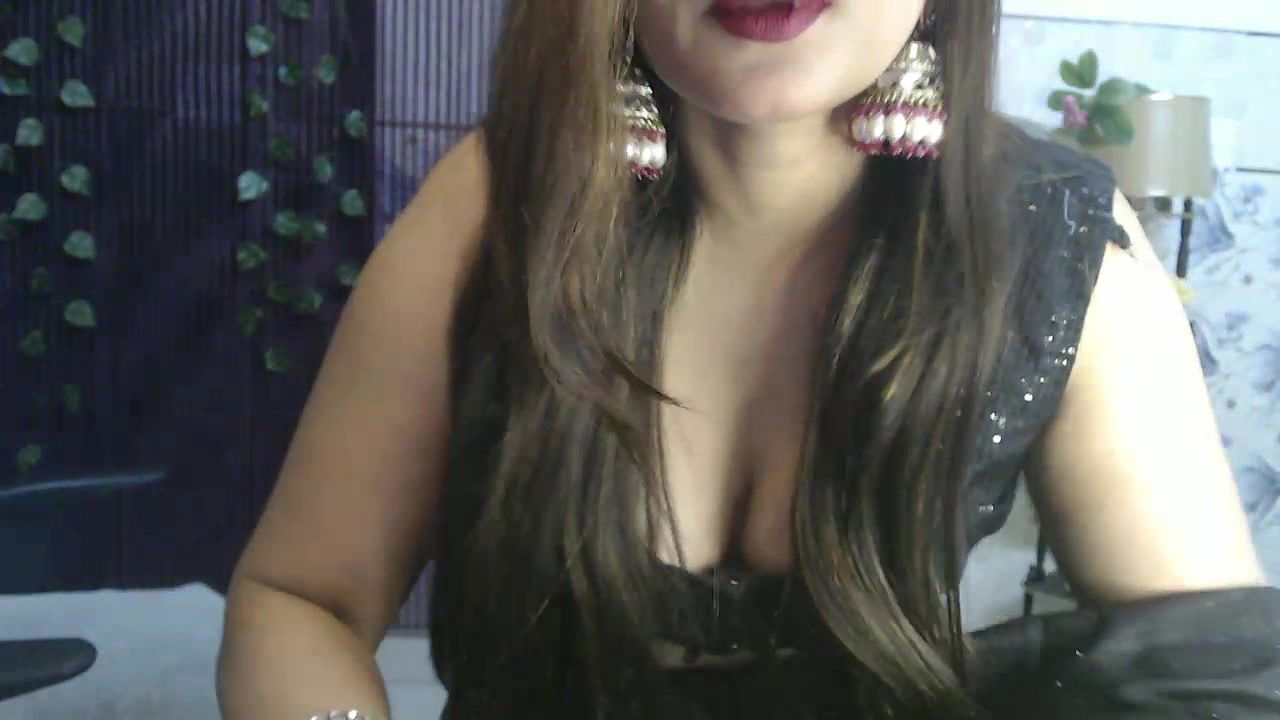Stripchat-Public.Show-f-Mahimagic_doll-2025.01.25.083032