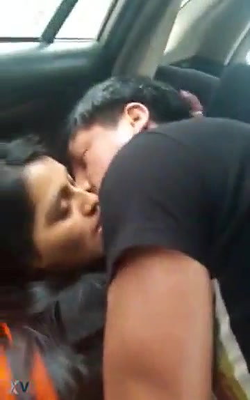Desi lover fucking in car