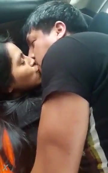 Desi lover fucking in car