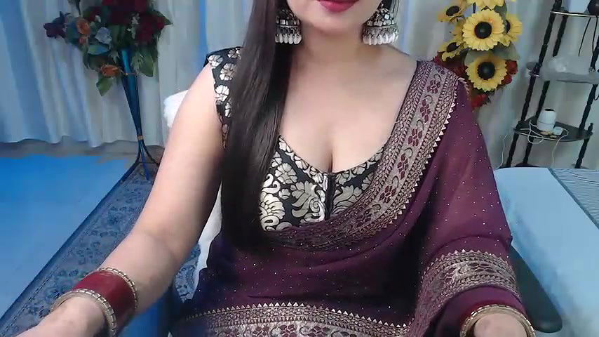 Stripchat-Public.Show-f-Mahimagic_doll-2025.02.09.193338