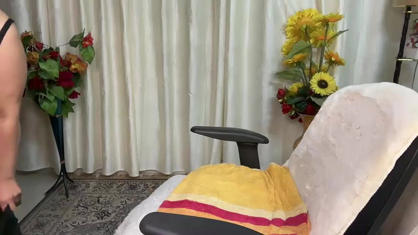 Stripchat-Public.Show-f-Mahimagic_doll-2025.02.13.180604